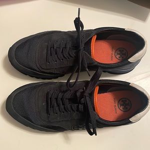 Tory Burch Sneakers size 7